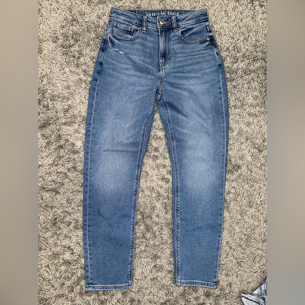 American Eagle Stretch mom jeans short